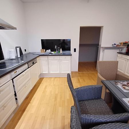 Doppelzimmer, Tv- Bad, Kuehlschrank- Parkplatz-17 Meine Exterior photo
