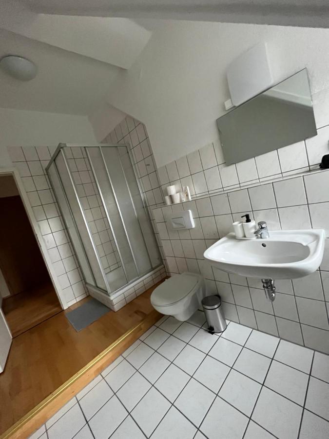 Doppelzimmer, Tv- Bad, Kuehlschrank- Parkplatz-17 Meine Exterior photo