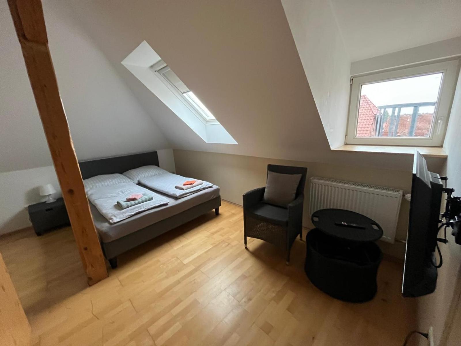 Doppelzimmer, Tv- Bad, Kuehlschrank- Parkplatz-17 Meine Exterior photo